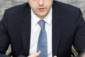 _0135798_1_1_RG_A_600_900